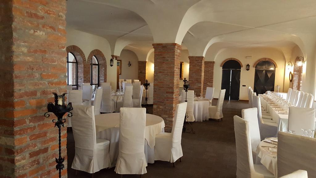 Tenuta Il Tenchio Hotel Lacchiarella Kültér fotó